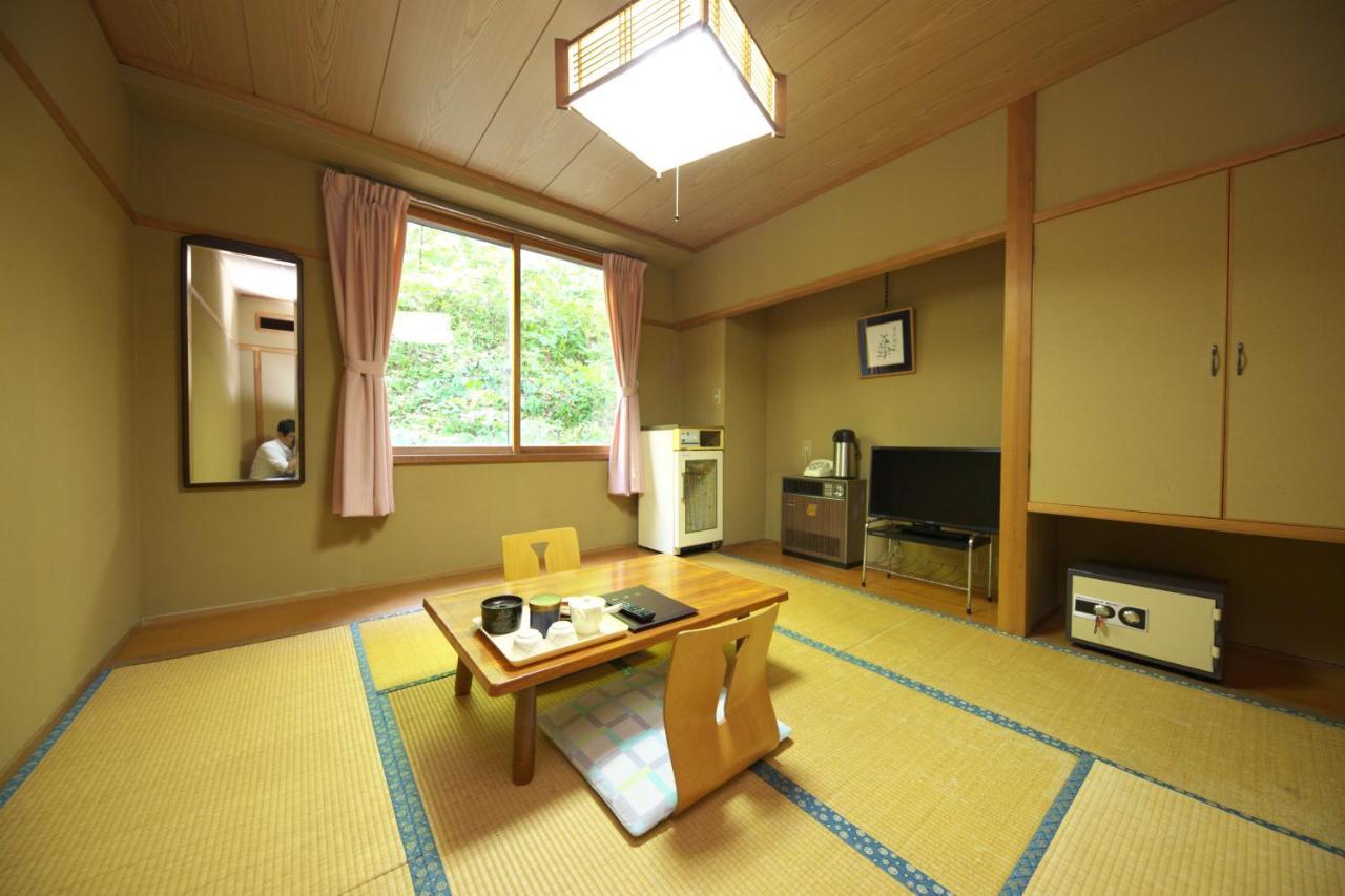 Shiga Swiss Inn Shiga Kogen Exterior foto