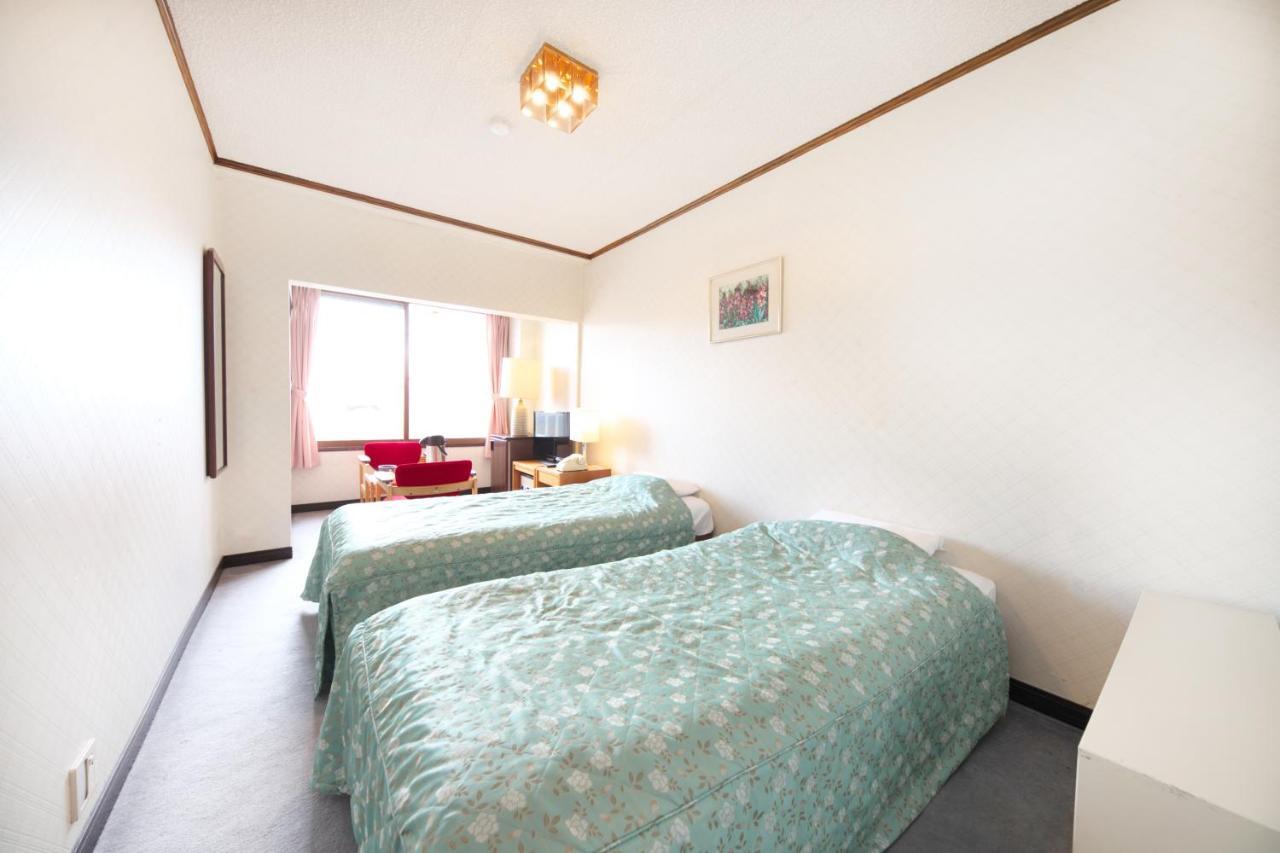 Shiga Swiss Inn Shiga Kogen Exterior foto